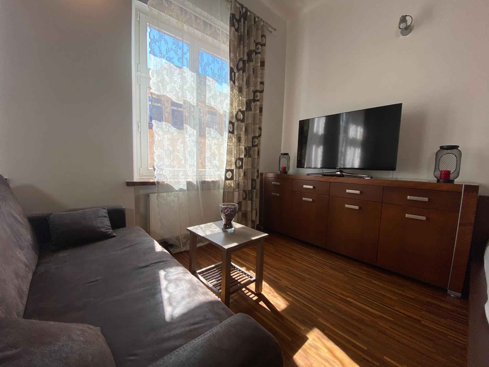 Studio Apartment
